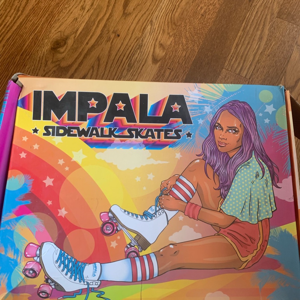 Impala Women's sidewalk skates